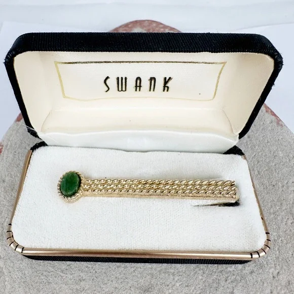 Vintage Swank Gold Tone Tie Clip Jade Green Stone Rope Twist in Original Box